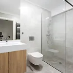 One Velvet Parking 아파트 *