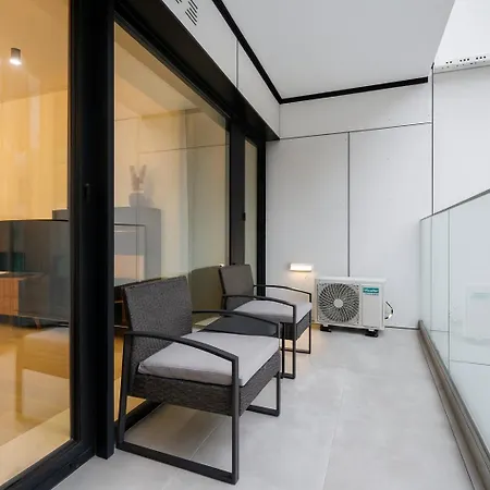 公寓 One Velvet Parking 布加勒斯特