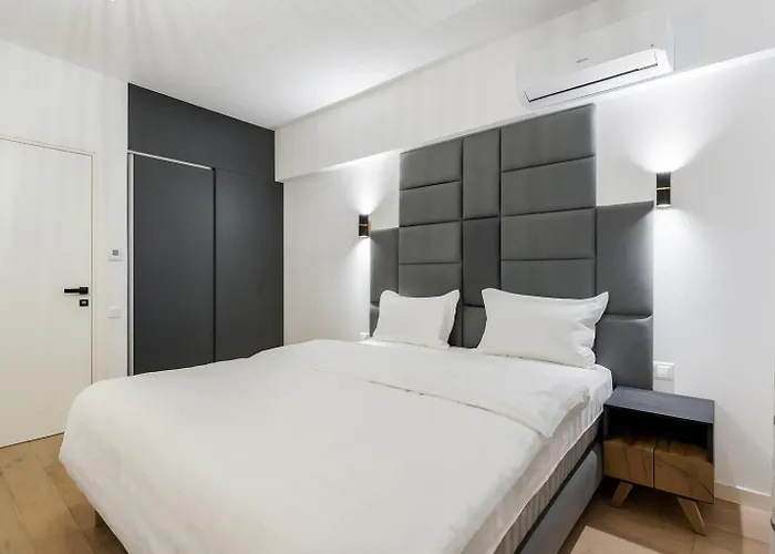 One Velvet Parking *